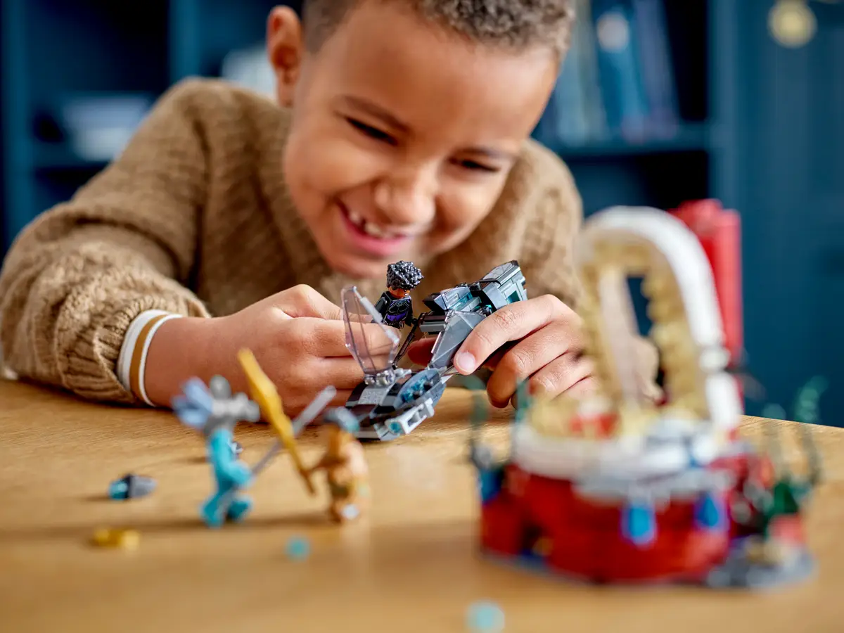 LEGO 76213 La stanza del trono di Re Namor lego-76213_alt10