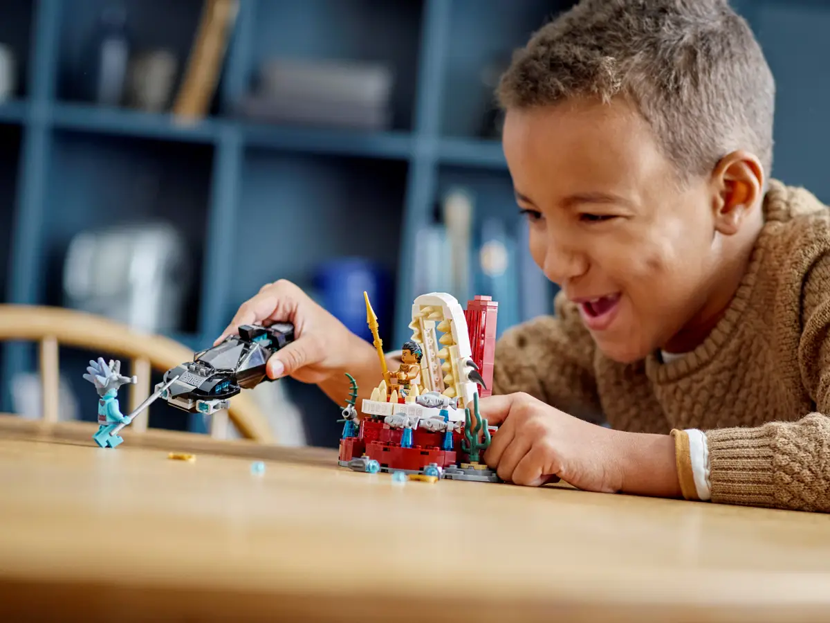 LEGO 76213 La stanza del trono di Re Namor lego-76213_alt9