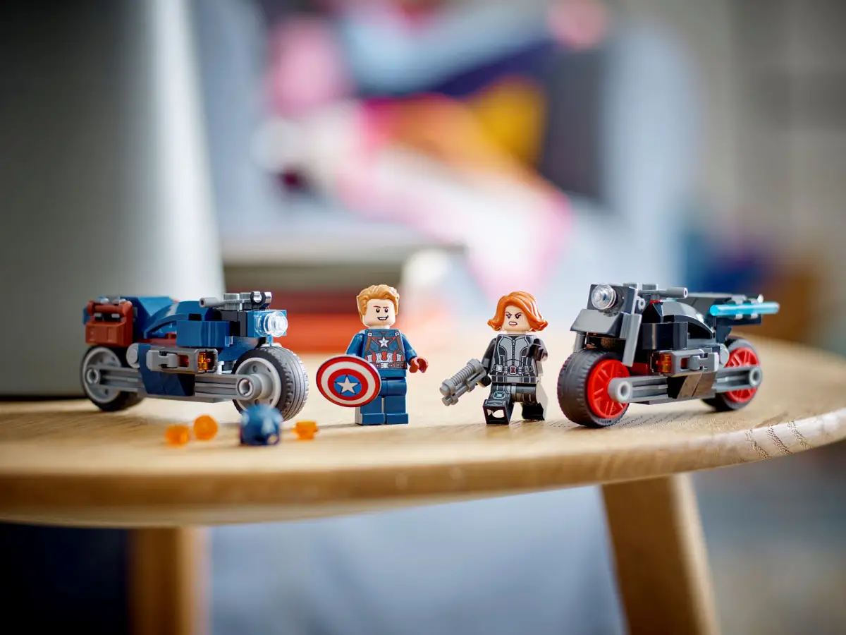 LEGO 76260 Motociclette di Black Widow e Captain America lego 76260_alt6