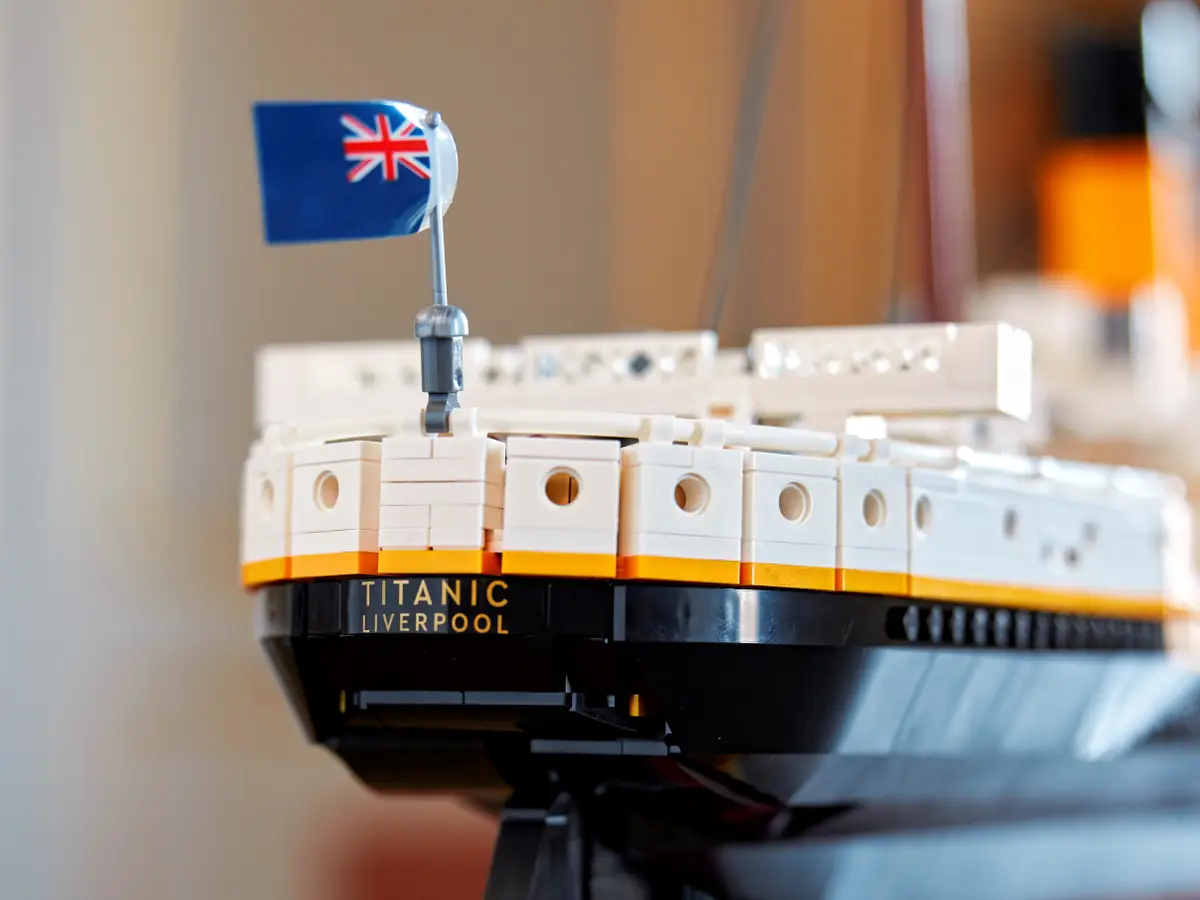 LEGO Titanic 10294 lego-titanic-10294_alt30