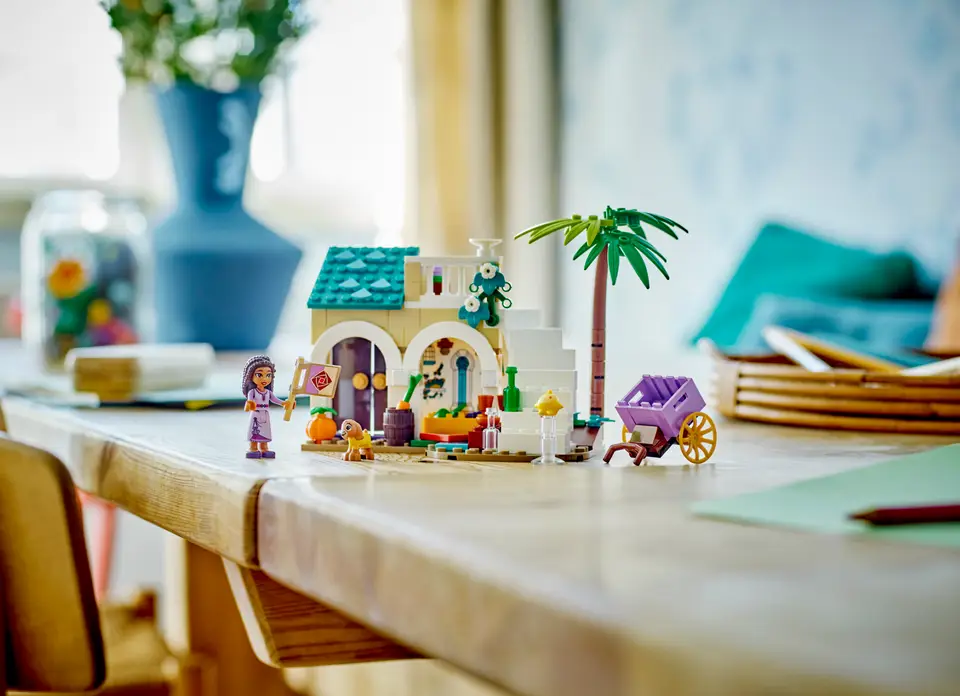 LEGO Asha nella Città di Rosas 43223 LEGO Asha-2