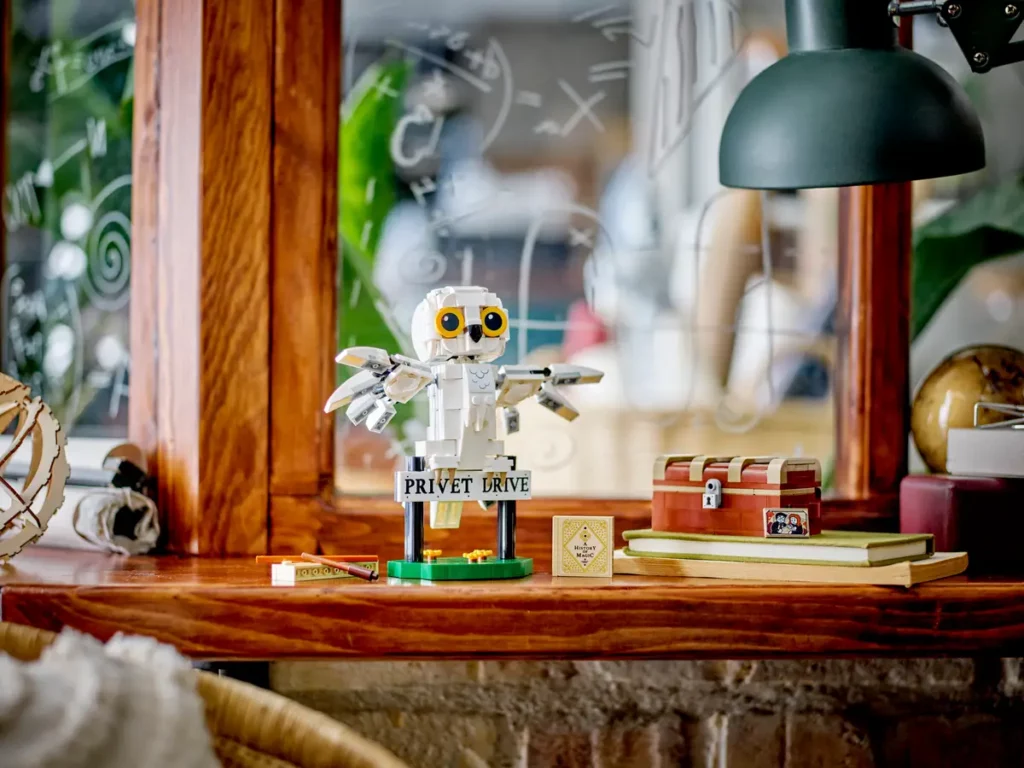 L’Incredibile Magia di LEGO Edvige al Numero 4 di Privet Drive 76425 edvige-harry-potter-76425-4